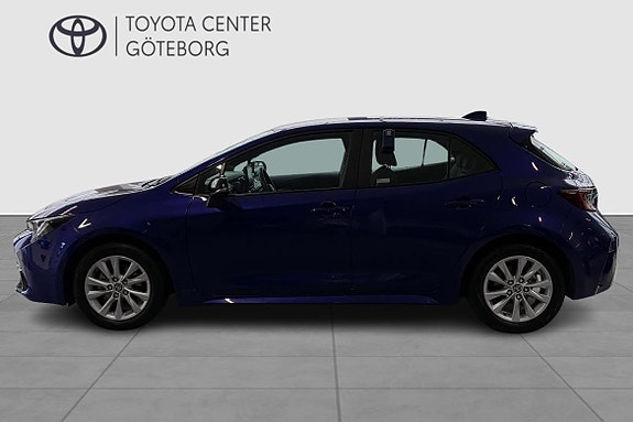 Toyota Corolla 4 of 12