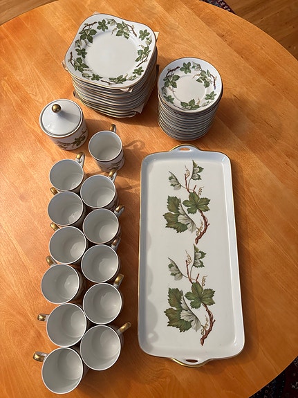 Product image 1 of 2
