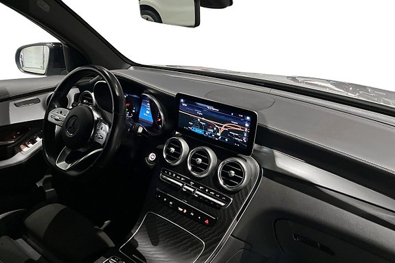 Mercedes-Benz GLC 300 de 10 of 13