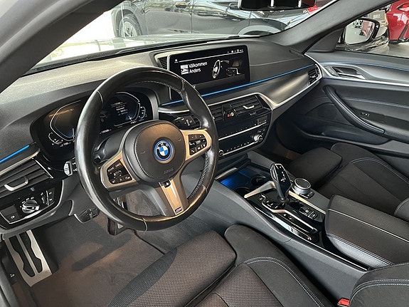 BMW 530e 6 of 14