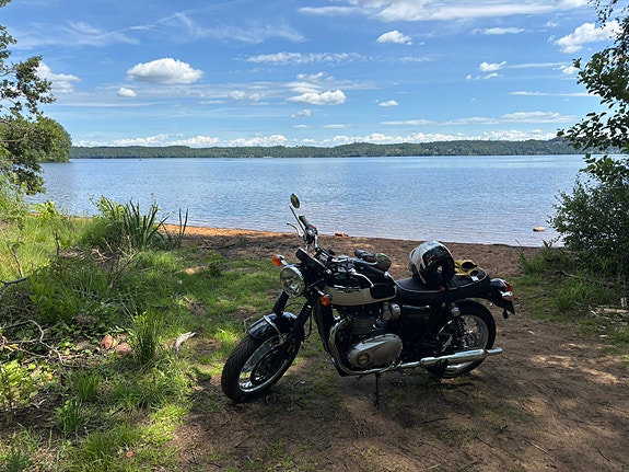 Triumph BONNEVILLE T120 5 of 8