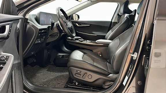 Kia EV6 10 of 12
