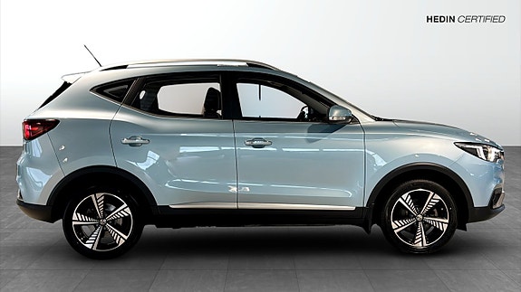 MG ZS EV 6 of 13
