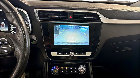 MG ZS EV 12 of 13