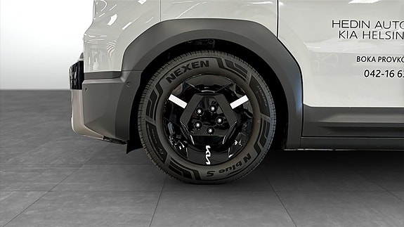 Kia PV5 9 of 12