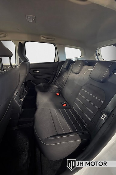 Dacia Duster 14 of 18