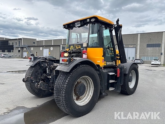 Traktor JCB Fastrac 3220 Plus 5 of 6