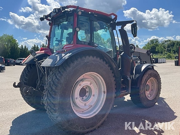 Traktor Valtra N134 TwinTrac med lastare 6 of 6