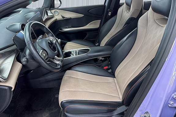 BYD Dolphin 15 of 19