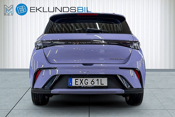BYD Dolphin 4 of 19