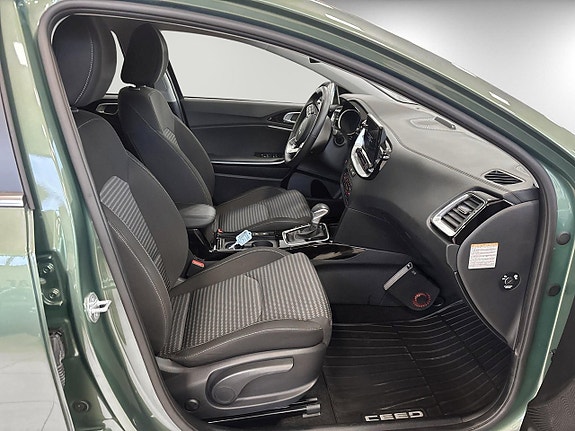 Kia Ceed 15 of 16