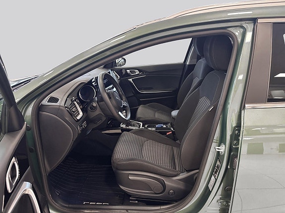 Kia Ceed 8 of 16