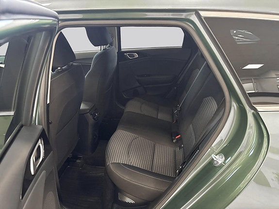 Kia Ceed 9 of 16