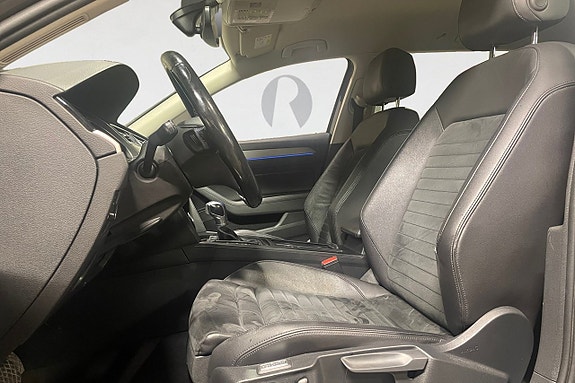 Volkswagen Passat 3 of 17