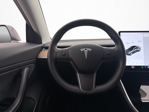 Tesla Model 3 15 of 30