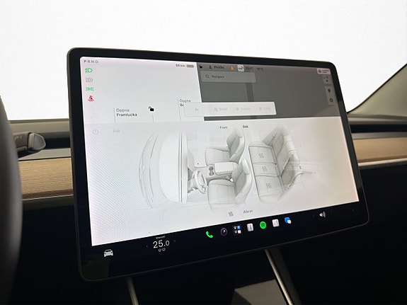 Tesla Model 3 23 of 30