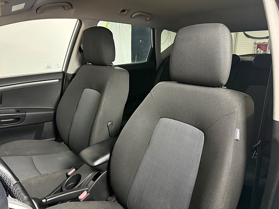 Kia Ceed 6 of 12