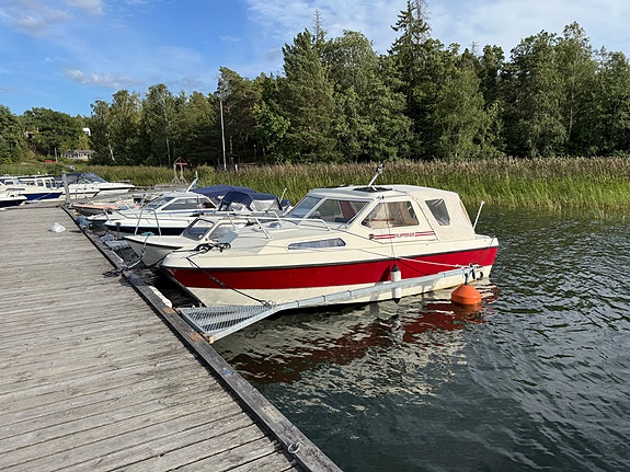 Flipper 620 + Yamaha F100 4-takt inkl båtvagn 4 of 16