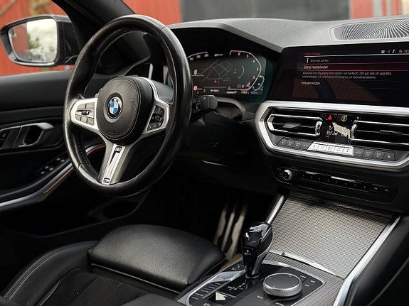 BMW 330e 18 of 30