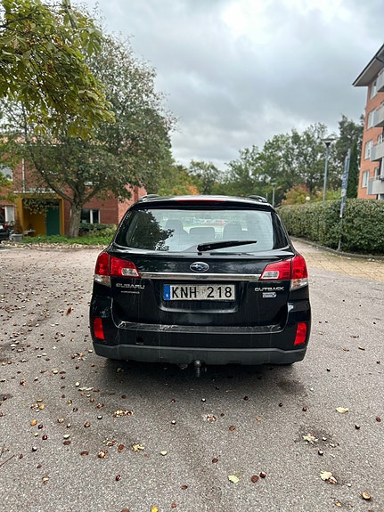 Subaru Outback 6 of 7