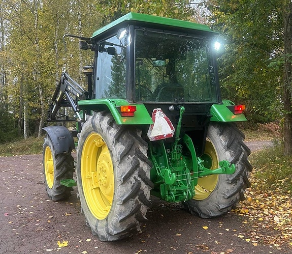 4x4 John Deere 2650 lastar traktor 4 of 12