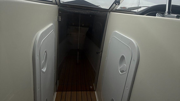 Uttern T62, Mercury 150 -14 14 of 20