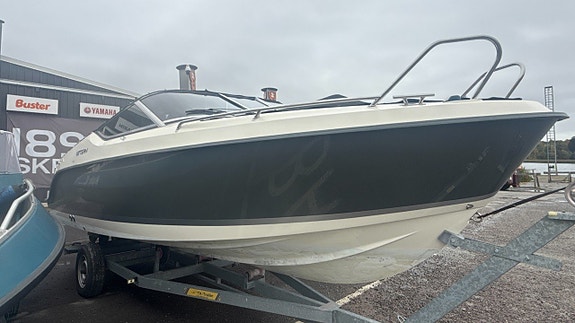 Uttern T62, Mercury 150 -14 2 of 20