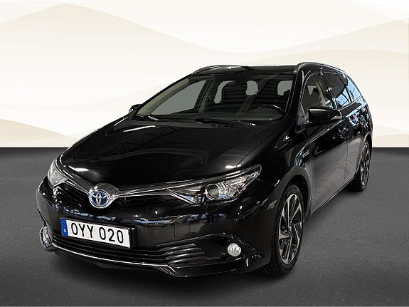 Toyota Auris 19 of 19