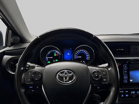Toyota Auris 15 of 19