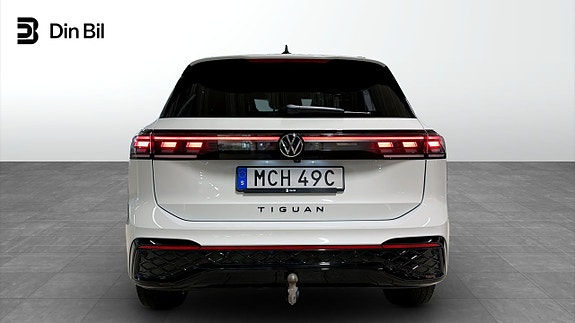 Volkswagen Tiguan 5 of 23