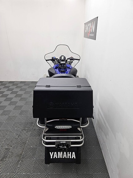 Yamaha VENTURE MULTI 3 of 5