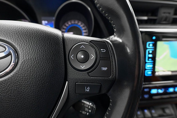 Toyota Auris 11 of 22