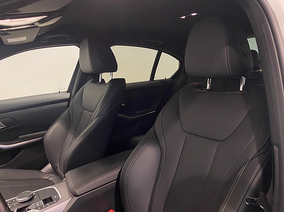 BMW 330e 4 of 11
