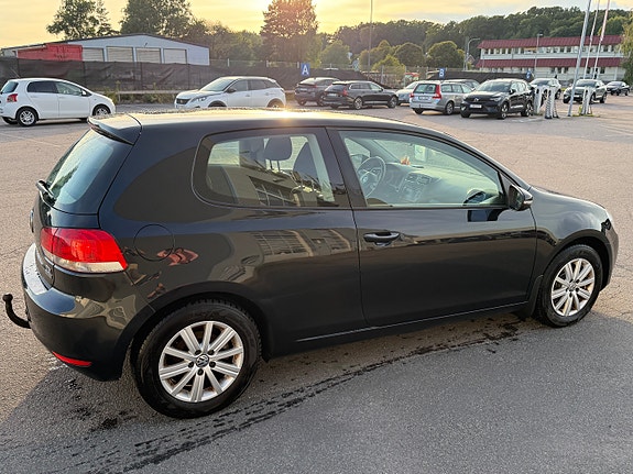 Volkswagen Golf VI 8 of 16