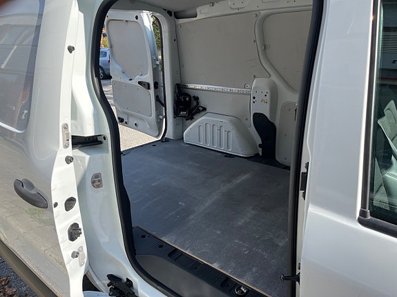 Renault Kangoo Express 8 of 12