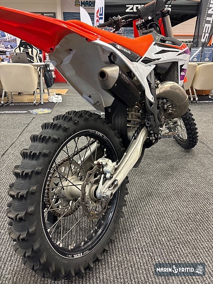 KTM 125 sx 4 of 5