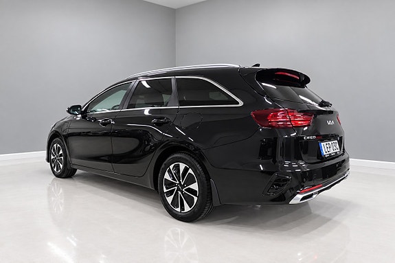 Kia Ceed 18 of 19
