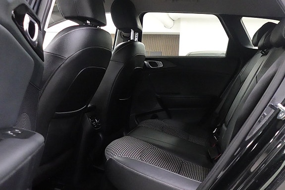 Kia Ceed 5 of 19