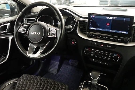 Kia Ceed 8 of 19