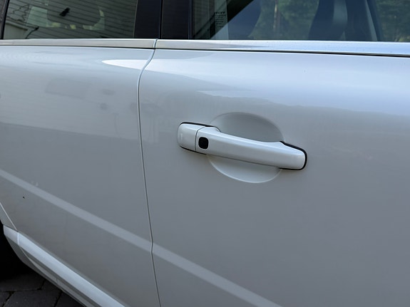 Volvo V70 16 of 30