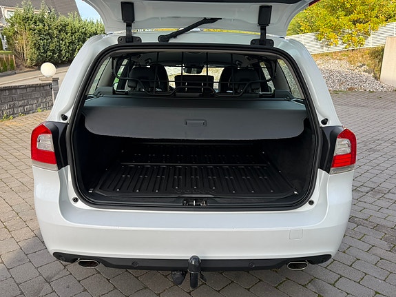 Volvo V70 21 of 30
