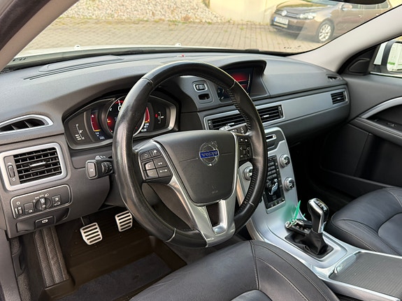 Volvo V70 25 of 30