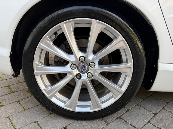 Volvo V70 15 of 30