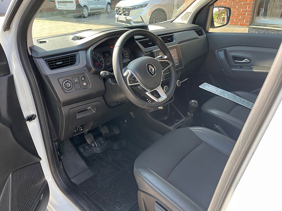 Renault Kangoo Express 10 of 12
