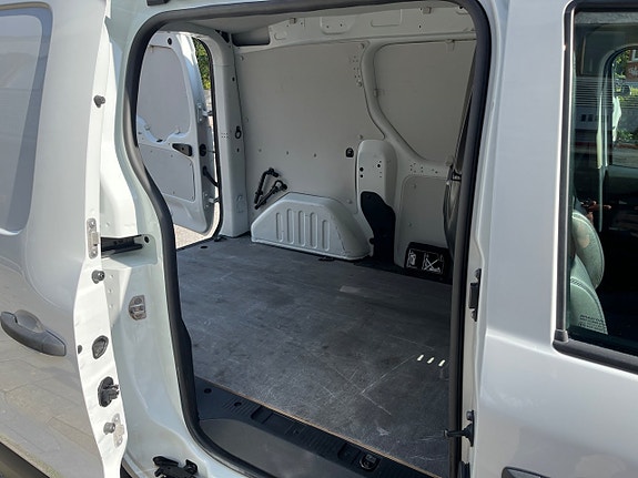 Renault Kangoo Express 8 of 12
