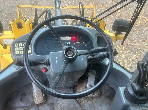 4x4 Volvo L30 minilastare pris 176 500kr 11 of 12