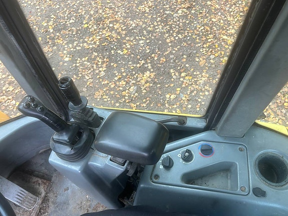4x4 Volvo L30 minilastare pris 176 500kr 12 of 12