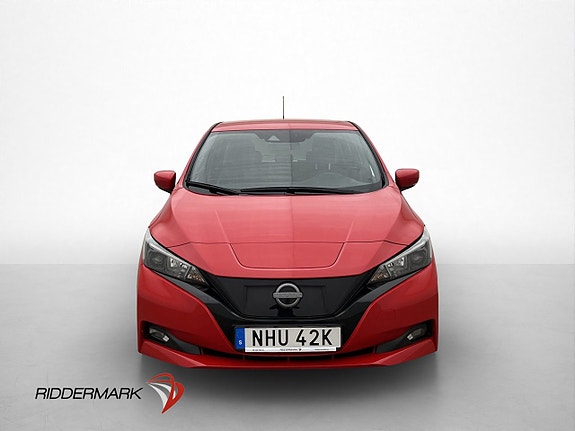 Nissan Leaf 3 of 28