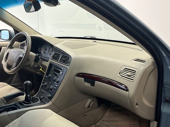 Volvo V70 22 of 23