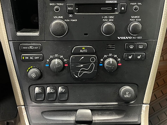 Volvo V70 19 of 23